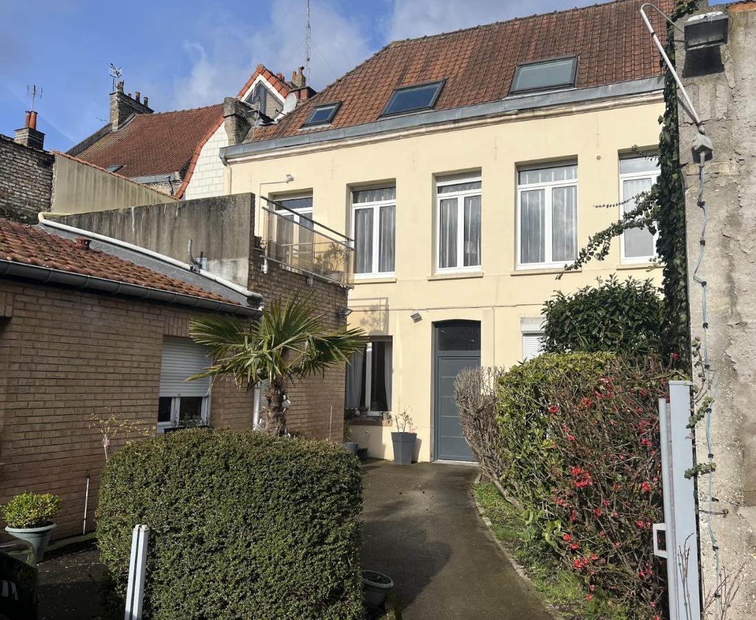 Appartement Le Saint Haut Centre Ville A Saint-Omer Εξωτερικό φωτογραφία